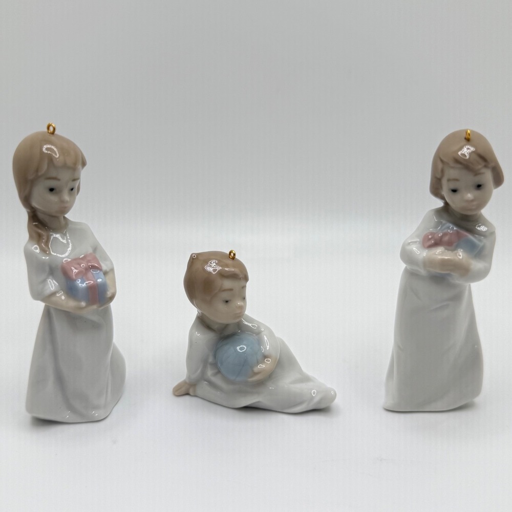 Vintage LLADRO Porcelain Children Ornament Set White Gift Design Spain Box‎
